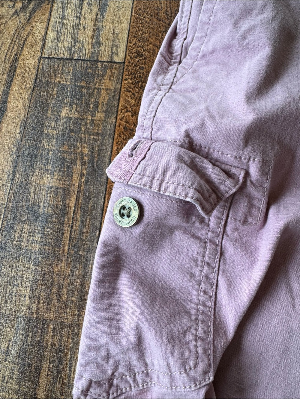 Eddie Bauer Women’s Cargo Shorts Size 8 Pink Garment Dyed Cotton Utility - Picture 2 of 7